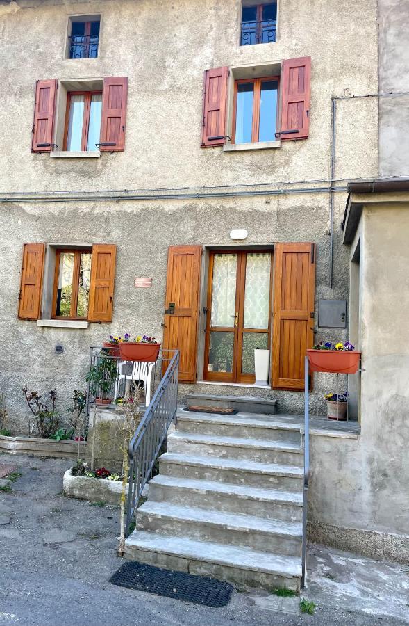 Casa Vacanze Ca' Di Lucchini San Benedetto Val di Sambro Exterior photo